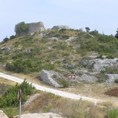 Holiday Villa In Village Rakalj Holiday home *